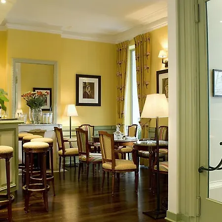 Idol Hotel Paris