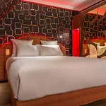 Idol Hotel 4*