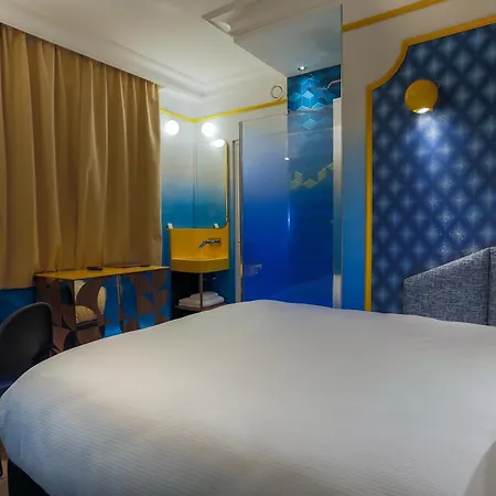 偶像酒店 4*