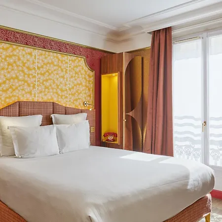 آيدول 4* باريس