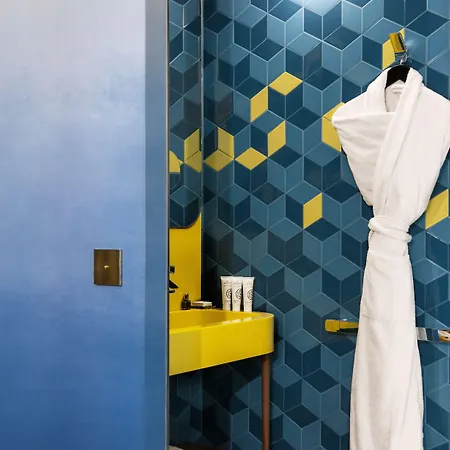 فندق آيدول باريس