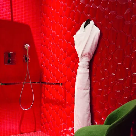 آيدول فندق 4*